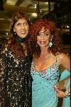Amsterdam 21 november 2002
Beurs van Miljonair in passagiersterminal Amsterdam
Connie Breukhoven met haar dochter Shanne Breukhoven