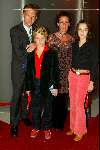 Amsterdam 17 oktober 2002
Premiere Holiday on Ice in Heineken Music Hall
Jaap Jongbloed met gezin