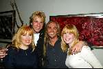 Amstelveen 26 november 2003
Presentatie boek Robert Schoemacher bij Special Sports.
Yvonne Keeley met dochter en Adam Curry en Tom Sebastian