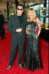 Utrecht 9 november 2003
Premiere Mama Mia in Utrec ht
Barry Hay met vrouw