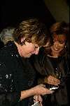 Gouda  17 november 2003
Premiere hemelbed 
Catherine Keyl met gsm