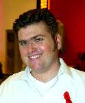 Amsterdam 29 november 2003
Bekende Nederlanders verkopen plastic tassen t.b.v. het aidsfonds.
Bart Oomen(amstel reclame) en Edward Stelder