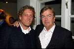 Loosdrecht 28 november 2003
Presentatie  Issue in het witte huis in Loosdrecht
Jean Marc des Bouvrie en  Eric Peute