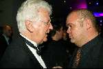 Utrecht 9 november 2003
Premiere Mama Mia in Utrec ht
Gerard Cox in gesprek met Paul de Leeuw