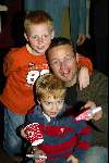 Kaatsheuvel 7 november 2003
Premiere doornroosje in dce efteling
Joost Buitenweg met kinderen