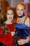 Gouda  17 november 2003
Premiere hemelbed 
Liesbeth List met dochter