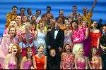 Utrecht 9 november 2003
Premiere Mama Mia in Utrec ht
Bjorn Ulvaeus Simone Kleinsma en Doris Baaten en Ellen Evers