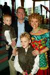 Amsterdam 16 november 2003
Premiere Pipo de clown in het pathe arena theater
Mariska v Kolck met gezin