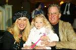 Kaatsheuvel 7 november 2003
Premiere doornroosje in dce efteling
Mary Borsato met Romy Borsato en haar man Bert