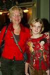 Kaatsheuvel 7 november 2003
Premiere doornroosje in dce efteling
Maya Eksteen met dochter