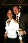 Loosdrecht 28 november 2003
Presentatie  Issue in het witte huis in Loosdrecht
Robert Leroy en zijn vrouw Sacha