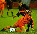 Eindhoven, 22 november 2003
Interland damesvoetbal Nederlnad-Belgie, eindstand 3-0
Sandra Muller
