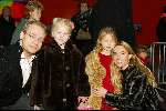 Amsterdam 16 november 2003
Premiere Pipo de clown in het pathe arena theater
Unico Glorie met gezin