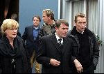 Alkmaar 8 november 2004
Herdenkingsdienst Gerrie Kneteman in alkmaar.
Hennie Kuiper met vrouw en Adrie v d Poel