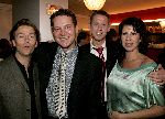 Amsterdam 23 november 2004
Laatste optreden Ramses Shaffy en Liesbeth List.
Antonie Kamerling en Isa Hoesen Albert Verlinden en Onno Hoes
Peter Smulders bv