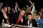 Scheveningen 28 november 2004
Opname videoclip Winston Post en Bas Muijs in de crazy piano's.