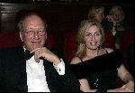Amsterdam 29 november 2004
Presentatie nieuwe lijn Hans Schreuder in Tuschinski.
Cees v d Hoeven en Anita v d Hoeven