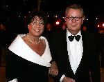 Amsterdam 15 november 2004
Opening theater Carre in Amsterdam.
Corry Brokken met man