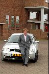 Amsterdam 11 juni 2002

Edwin Smulders met zilver grijze audi a6


Peter Smulders bv