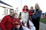 Fijnaart 25 november 2004
Frans Bauer zijn zwangere vrouw Mariska Bauer en Sinterklaas