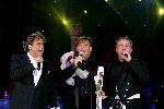 Rotterdam 6 december 2004
Optreden Gerard Joling in Ahoy.
Gerard Joling   Gordon en Rene Froger