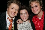 Eindhoven 21 november 2004
Premiere Hello Dolly in schouwburg Eindhoven.
Kim Lian v d Meij met Jamai en Jim Bakkum Jim Idols