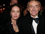 Amsterdam 15 november 2004
Opening theater Carre in Amsterdam.
Mini ( Peter de Jong )met vrouw