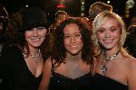 Amsterdam 8 november 2004
Premiere Bridget Jones  in tuschinski.
Finalisten Popstars. v.l.n.r. Esri, Mariette en Lianne