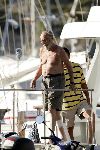Porto Ercole 9 Juni 2004
Prins Bernhard met been in verband op de Jumbo VI