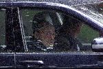 Soestdijk 10 juli 2000
Prins Bernhard vertrekt  naar zijn vakantiebestemming
in Italie.