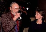 Amsterdam, 14 oktober 1998
Prins Bernhard met glas wijn in de hand samen met zijn kleindochter Prinses Margaritha ( dochter van Prinses Irene).