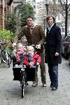 Amsterdam 27 november 2004
Prins Maurits Prinses Marilene met Anna en Lucas op