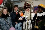 Amsterdam 27 november 2004
Sinterklaas op de cornelis schuytstraat.
Reinout Oerlemans met Tijmen en Danielle Overgaag