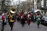 Amsterdam 27 november 2004
Sinterklaas op de cornelis schuytstraat.
Zwarte Piet