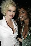 Amsterdam 28 november 2005
Beau Monde awards in het hilton.
Bridget Maasland en Sylvana Simons