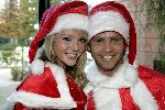 Amsterdam 7 november 2005
Joop v d Ende presenteert musicals van het nieuwe seizoen en nieuwe logo.  chantal Janzen en Danny de Munck in kerstmannen outfit