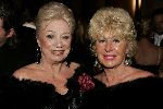 Amsterdam 28 november 2005
Beau Monde awards in het hilton.
Corry v Gorp en Elly v Hout