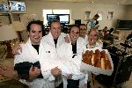 Fijnaart 5 november 2005
Opnames Edwin Evers radio 538 bij Frans bauer thuis.
Frans met Edwin evers Mariska Niels v Baarlen en Rick Romijn