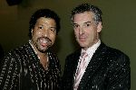 Amsterdam 27 november 2005
Lionel Ritchie optreden voor Holland casino
Mike Dobbinga met direkteur Holland casino, dhr. Henk Kivits