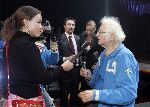 Tilburg, 20 November 2005
Premiere Turks Fruit in Stadsschouwburg Tilburg
Jan Wolkers wordt geintervieuwd door Omroep Brabant