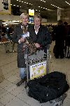 Schiphol 2 november 2005
Jan des Bouvrie met Monique op schiphol. Jan en Monique gingen naar Louis Vuitton in Parijs