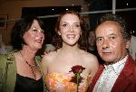Tilburg, 20 November 2005
Premiere Turks Fruit in Stadsschouwburg Tilburg
Jelka v Houten met ouders