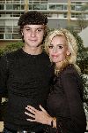 Hilversum 22 november 2005
Presentatie Grease en Doe Maar door V en V produkties.
 Jim Bakkum met petje  en Daphne Deckers