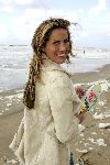 Bloemendaal 31 augustus 2004
Feestje radio Veronica in strandtent Vroeger.
Jorinde Mol met beugel