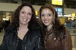 Schiphol 2 november 2005
Leontien v Moorsel en haar zus schiphol. JZe gingen naar New York voor de marathon
