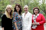 Amsterdam 4 oktober 2005
Presentatie Gooische vrouwen bij Vertigo in het vondelpark.
Linda de Mol  Susan Visser Annet Malherbe en Tjitske Reidinga