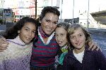 Amsterdam 16 november 2005
Premiere Chicken Little in Pathe arena.
Quinty Trustfull  met dochter en vriendinnen