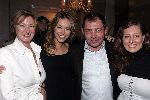 Amsterdam 16 november 2005
Presentatie cosmopolitan in Mansion.
Renate Verbaan met moeder  vader en zus