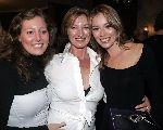Amsterdam 16 november 2005
Presentatie cosmopolitan in Mansion.
Renate Verbaan met moeder  vader en zus