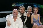 Tilburg, 20 November 2005
Premiere Turks Fruit in Stadsschouwburg Tilburg
Sjoerd Pleijsier, Antonie Kamerling, Jelka v Houten & Ellen Evers